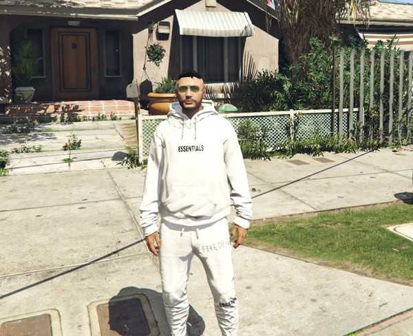 GTA5白色运动卫衣套装MOD