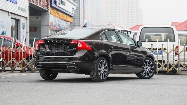 s60l和凯美瑞哪个耐用(凯美瑞和s60l哪个好)